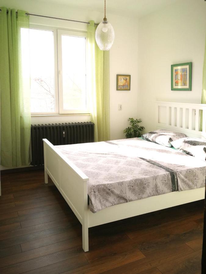 Sunny Downtown Apartment For 4 Sofia Exterior photo