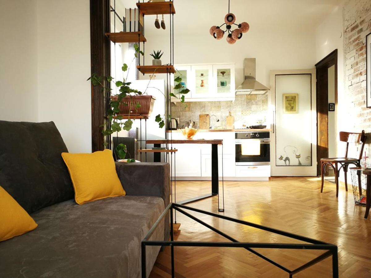 Sunny Downtown Apartment For 4 Sofia Exterior photo